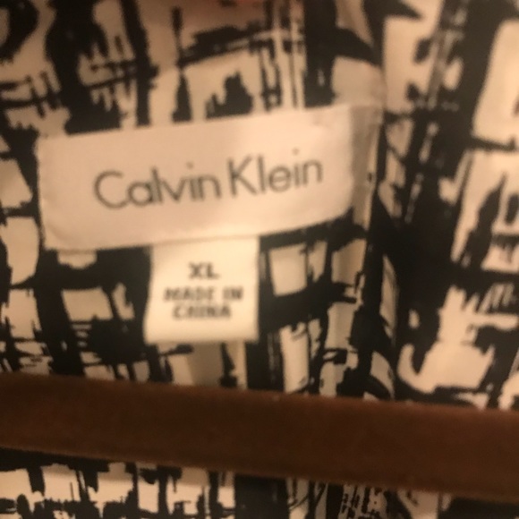 Calvin Klein black/white geometric Blouse size XL - Picture 2 of 4